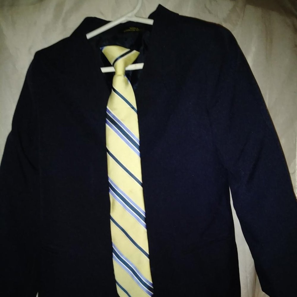 $10...SIZE 7 AMHERST COLLECTION NAVY JACKET & tie